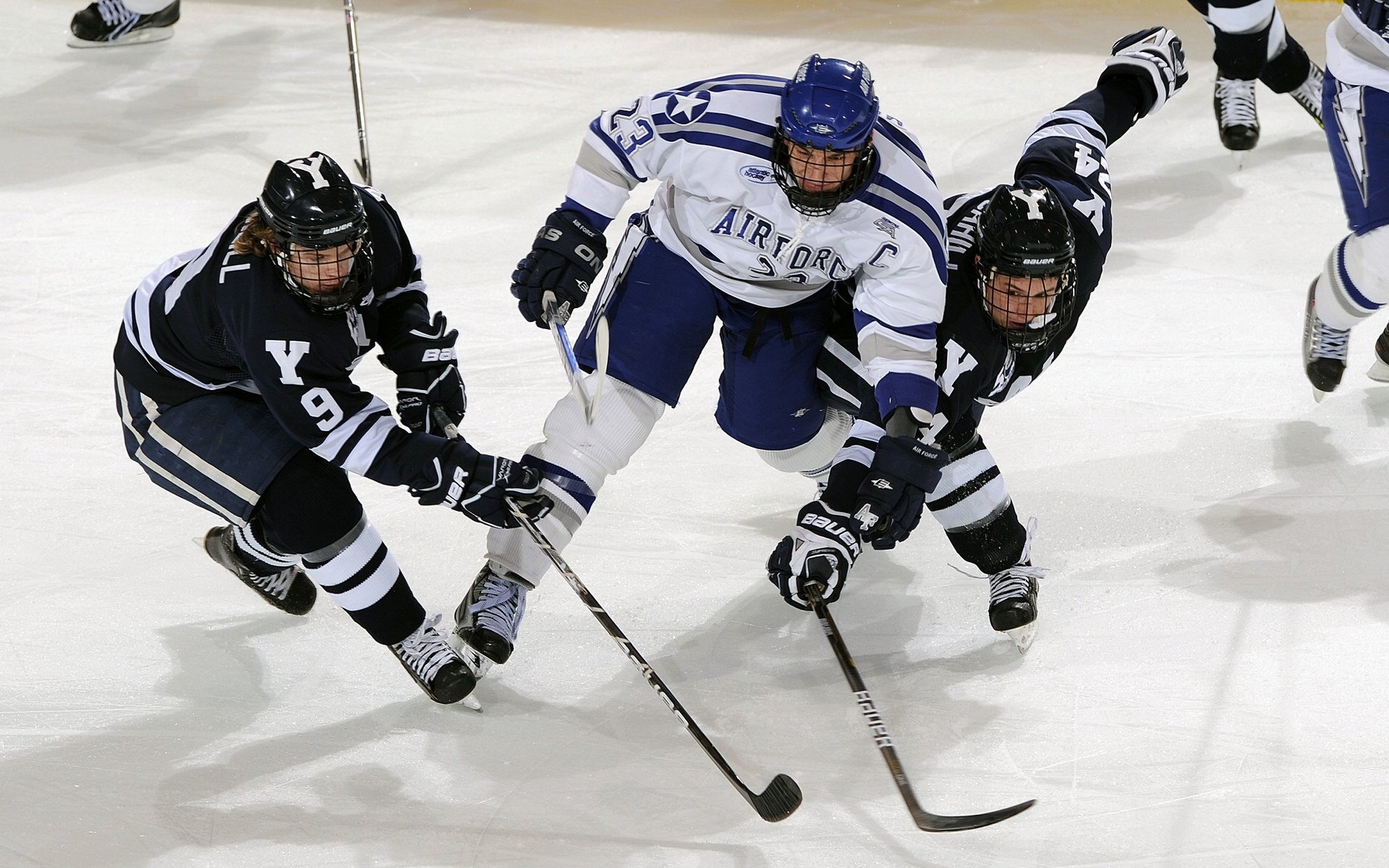 科技升级背后：车队巨额投入的回报，科技造车